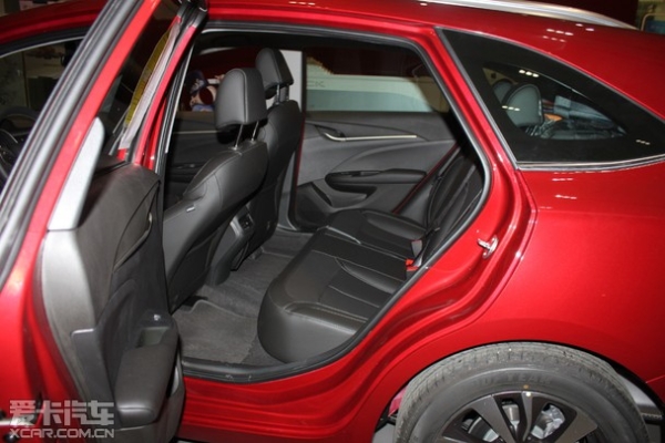 赤峰展翼汽貿(mào)4s店電話號碼-第1張圖片