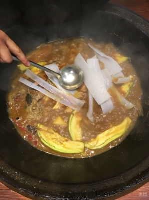 赤峰市海貝爾飯店地址電話號(hào)碼-第1張圖片