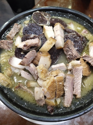 赤峰迎金小館電話號(hào)碼查詢-第1張圖片