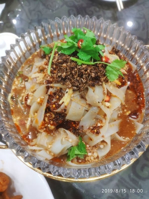 赤峰昭烏達路宴賓樓電話號碼-第1張圖片