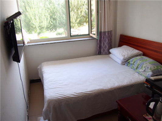 赤峰成人報(bào)班電話號(hào)碼查詢(xún)是多少-第1張圖片