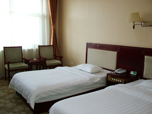 赤峰西門臺(tái)球廳電話多少號(hào)-第1張圖片