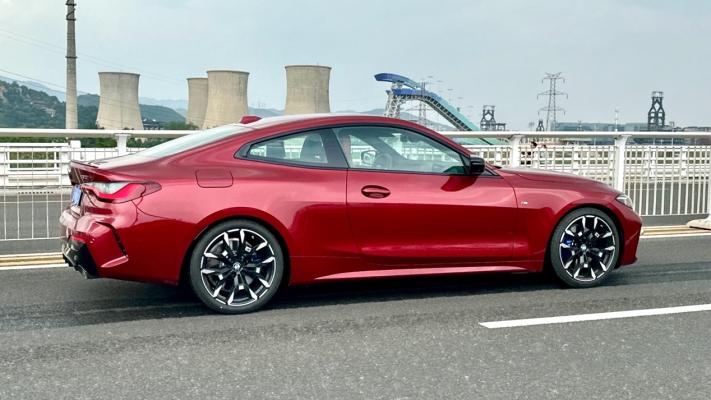 赤峰粉色寶馬4s店電話號碼-第1張圖片