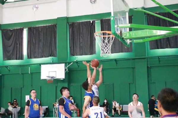 赤峰市籃球店電話號碼多少-第1張圖片