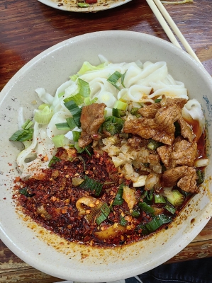 赤峰火花路刀削面館電話號碼-第1張圖片