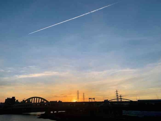 赤峰彩虹橋夜市電話地址查詢-第1張圖片