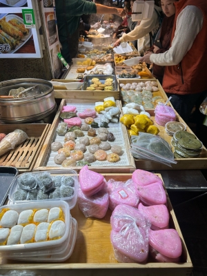 赤峰新城區(qū)小吃一條街-第1張圖片