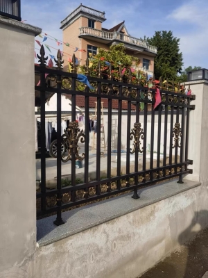 赤峰鐵藝圍欄廠-第1張圖片