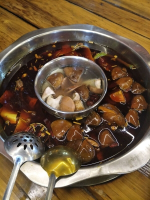 赤峰萬達鴨脯火鍋電話號碼-第1張圖片