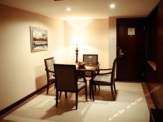 赤峰眾聯(lián)賓館前臺(tái)電話(huà)號(hào)碼-第1張圖片