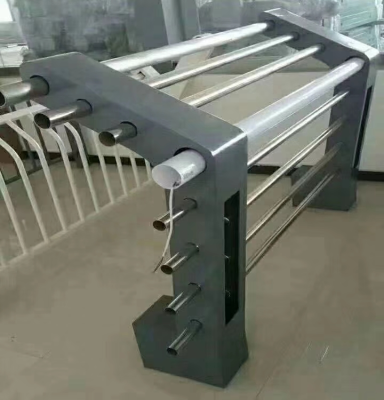 赤峰市橋梁欄桿廠電話地址查詢-第1張圖片