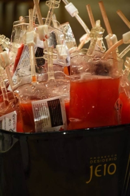 赤峰市萬(wàn)圣夜酒店電話號(hào)碼-第1張圖片