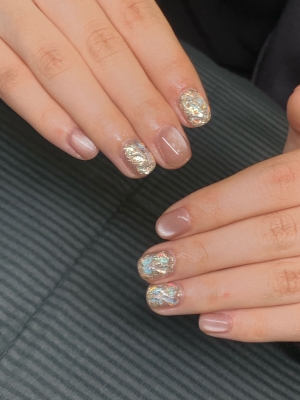 赤峰貓眼美甲電話多少啊-第1張圖片