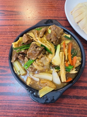 赤峰王師傅炒菜屋地址電話號碼-第1張圖片