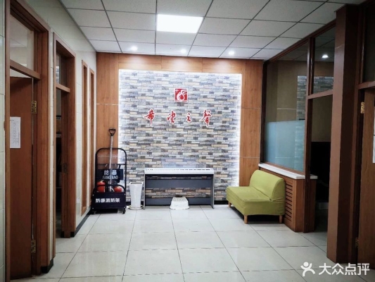 赤峰藝術(shù)學(xué)校電話號碼是多少-第1張圖片