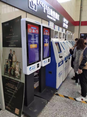 赤峰全家福攝影店地址電話號(hào)碼-第1張圖片