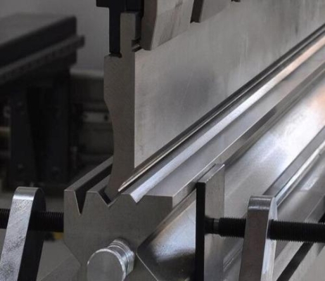 赤峰折彎機(jī)模具廠電話號碼-第1張圖片