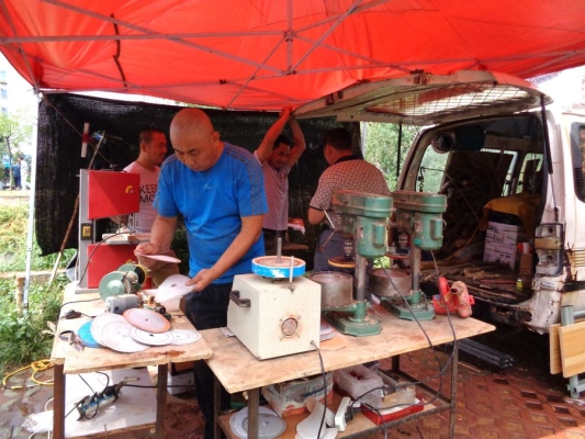 赤峰古玩城大排檔電話號(hào)碼-第1張圖片