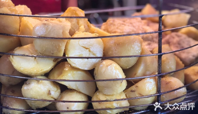 赤峰吃貨臭豆腐店地址電話號碼-第1張圖片