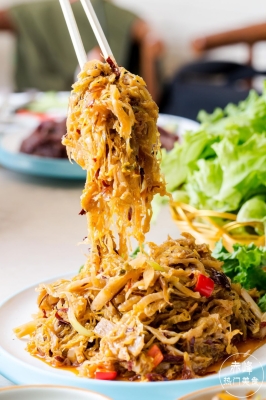 赤峰芳華烤肉店電話多少號-第1張圖片