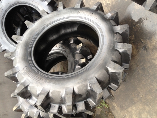 赤峰二手人字輪胎回收電話號碼-第1張圖片