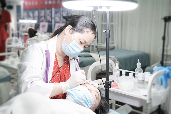 赤峰市紋眉學(xué)校電話號(hào)碼查詢-第1張圖片