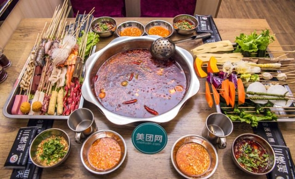 赤峰超大包間飯店電話號碼查詢-第1張圖片