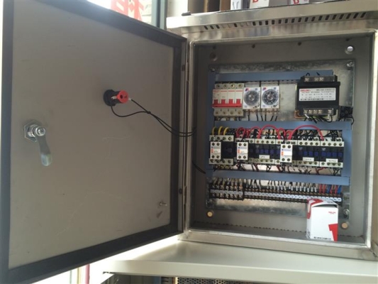 赤峰噴水織機(jī)廠家電話多少號(hào)-第1張圖片