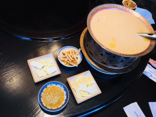 赤峰眾聯(lián)附近餐飲店電話號碼-第1張圖片