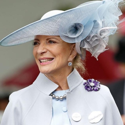 赤峰賣胸針的地方電話是多少號(hào)-第1張圖片