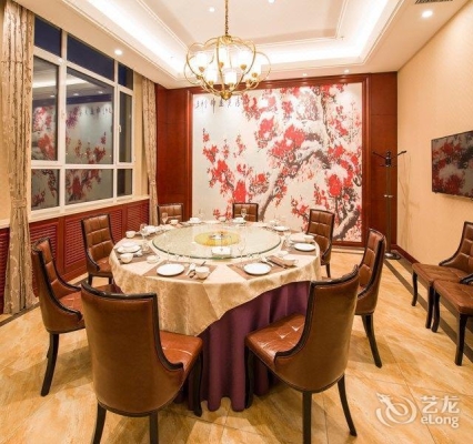 赤峰溫泉鎮(zhèn)酒店電話多少號-第1張圖片