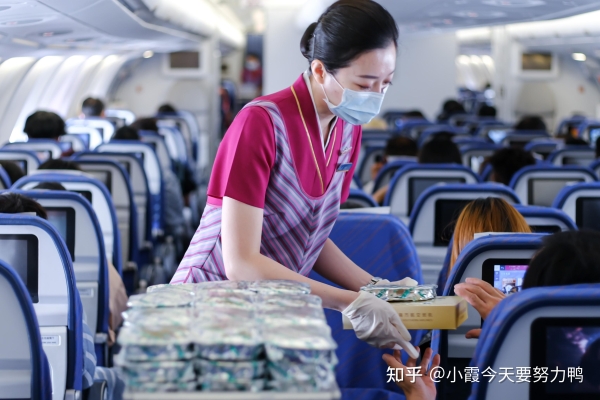 赤峰鐵路乘務員舉報電話是多少-第1張圖片