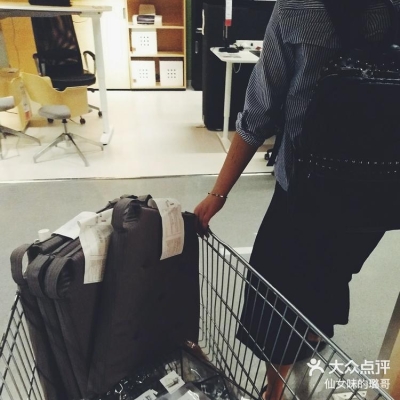 赤峰平價(jià)皮鞋批發(fā)市場(chǎng)電話號(hào)碼-第1張圖片