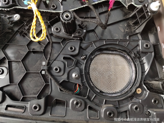 赤峰怡鑫貼膜店地址電話號碼-第1張圖片