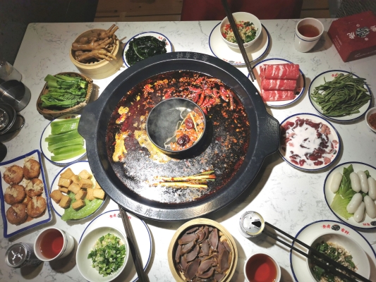 赤峰鹵煮火鍋店地址電話號碼-第1張圖片