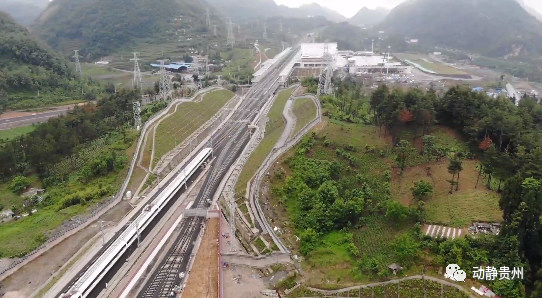 合肥到赤峰高鐵預(yù)訂電話號碼-第1張圖片