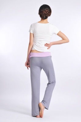 赤峰市運動套裝店電話號碼-第1張圖片