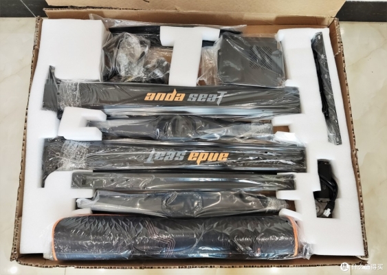 赤峰電競(jìng)桌專賣店電話號(hào)碼-第1張圖片