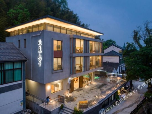 赤峰春哥民宿電話多少號-第1張圖片