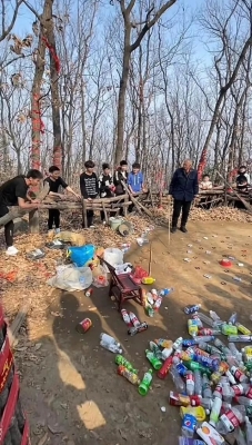 赤峰山上市場(chǎng)擺攤電話號(hào)碼是多少-第1張圖片