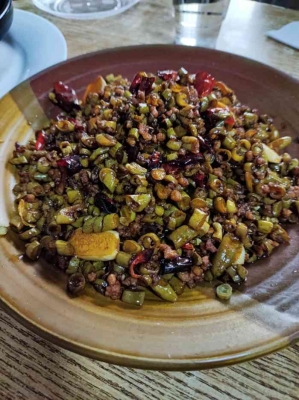 赤峰市獅子頭菜館電話號(hào)碼-第1張圖片