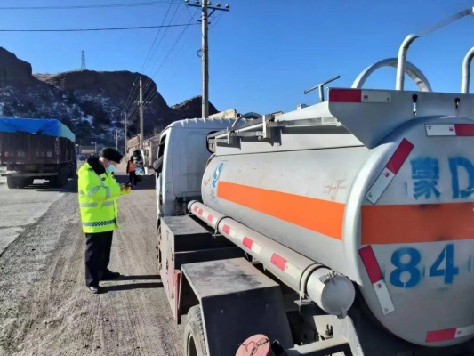 赤峰無證駕駛舉報電話是多少號-第1張圖片