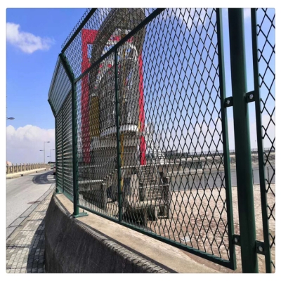 赤峰護欄網(wǎng)圍欄廠家電話號碼-第1張圖片