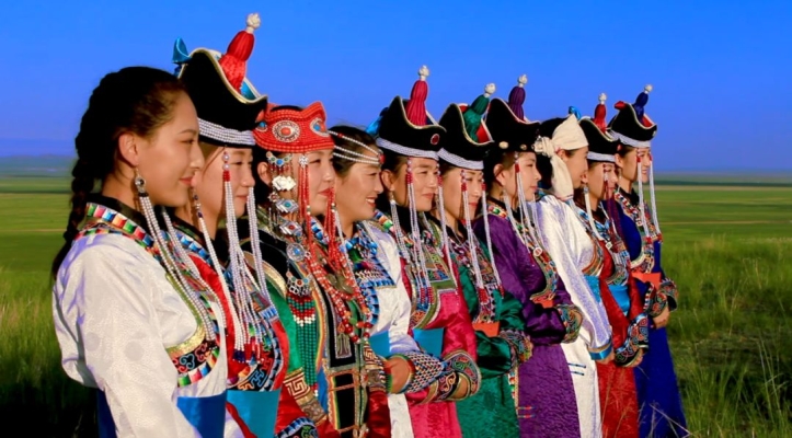 赤峰古兒服裝店地址電話號碼-第1張圖片