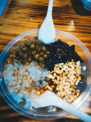 赤峰蜀味串串火鍋店電話號碼-第1張圖片