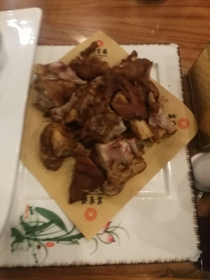 赤峰宴賓樓酒店電話(huà)多少號(hào)-第1張圖片