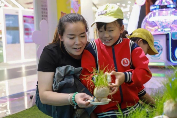 赤峰春游蛋糕店電話號碼多少-第1張圖片