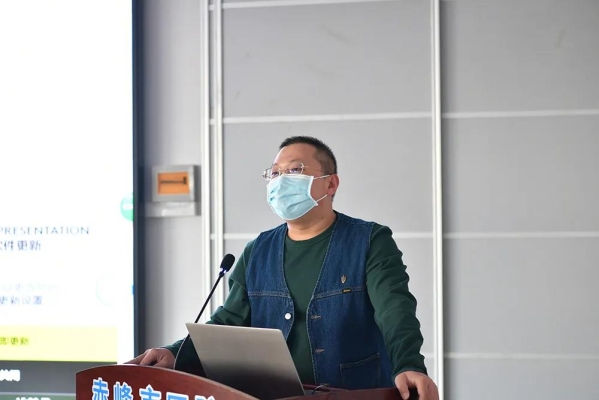 赤峰市醫(yī)院李云簡介電話號碼-第1張圖片