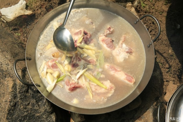 赤峰豬骨頭自助餐廳電話號(hào)碼-第1張圖片