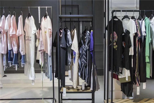 西遠(yuǎn)服飾赤峰代理電話是多少號-第1張圖片